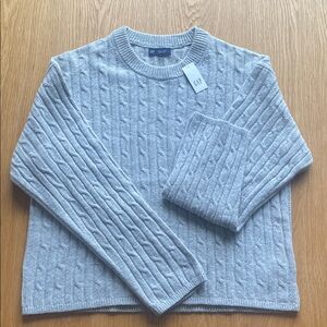 GAP Women's Light Gray Cable Knit Crewneck Sweater